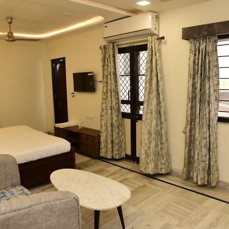 Holiday Out Hotel Jodhpur  Eksteriør billede