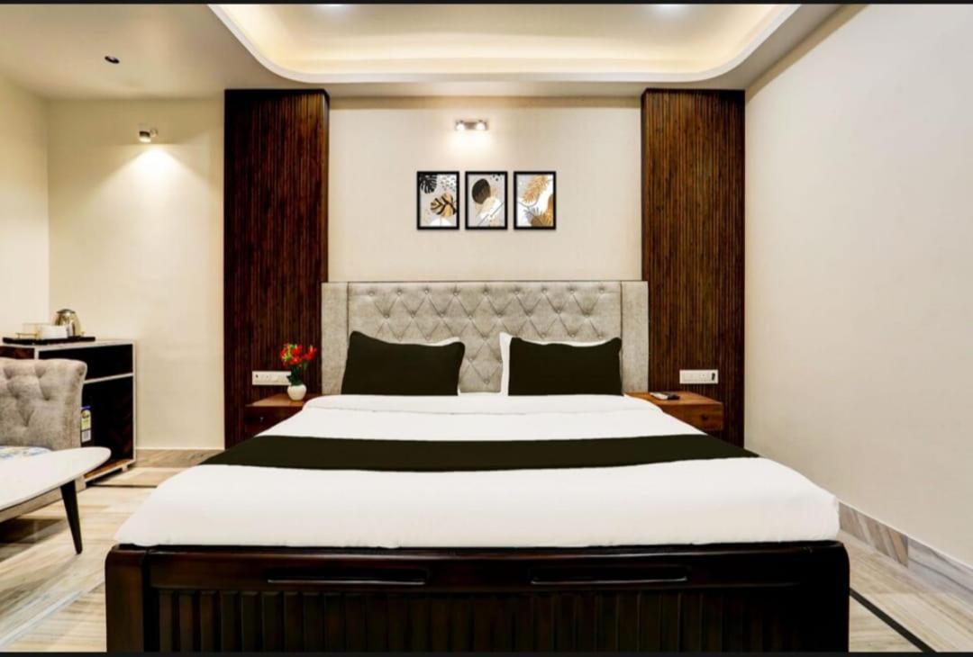 Holiday Out Hotel Jodhpur  Eksteriør billede